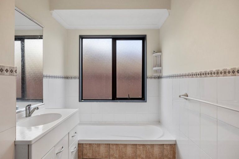 Photo of property in 155 Evans Road, Papamoa Beach, Papamoa, 3118