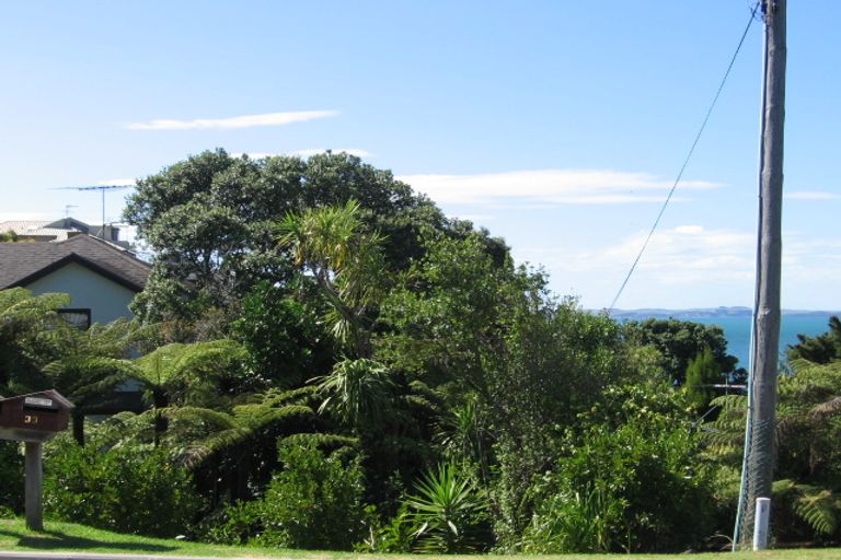 Photo of property in 33 Oban Road, Browns Bay, Auckland, 0630