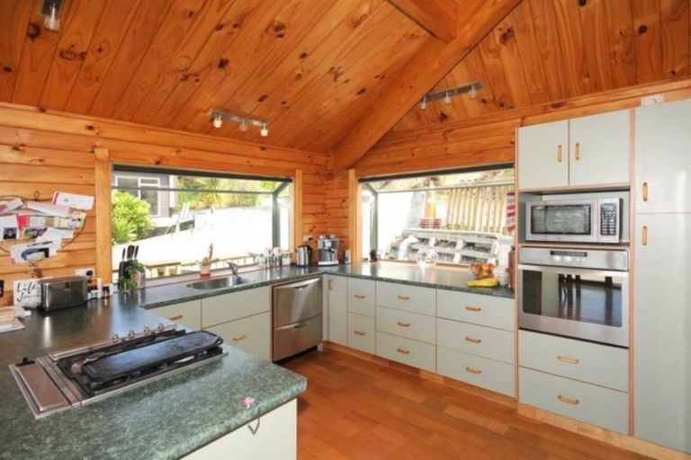 Photo of property in 153 Clifton Terrace, Clifton, Christchurch, 8081