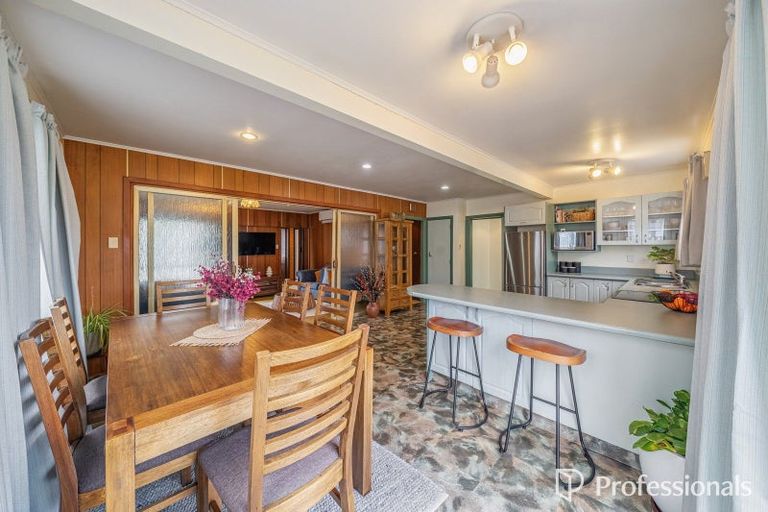 Photo of property in 33 Donnelley Drive, Wainuiomata, Lower Hutt, 5014