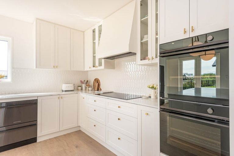 Photo of property in 17 El Patron Lane, Halswell, Christchurch, 8025