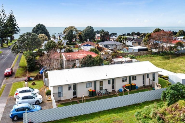 Photo of property in 10 Aubrey Street, New Plymouth, 4310