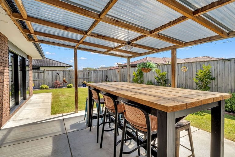 Photo of property in 27 Balrickard Way, Milson, Palmerston North, 4414