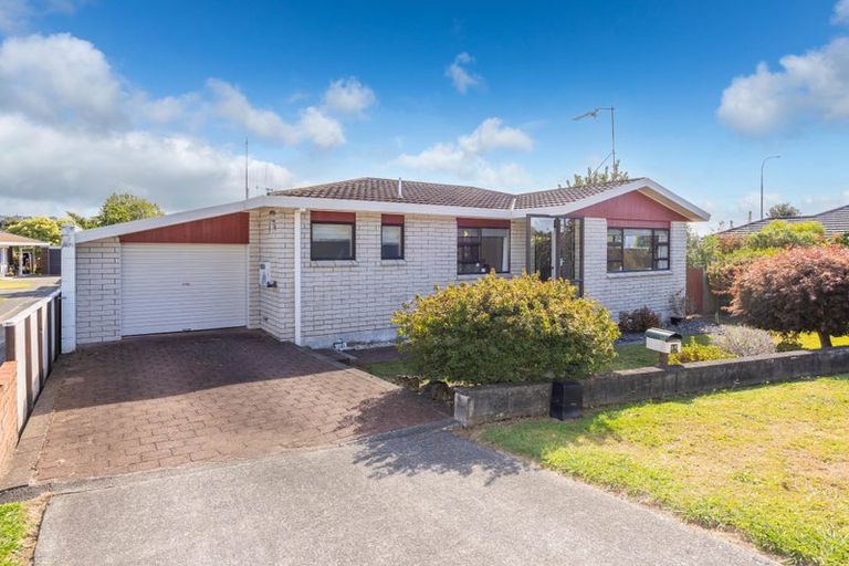 Photo of property in 16 Christie Avenue, Te Awamutu, 3800