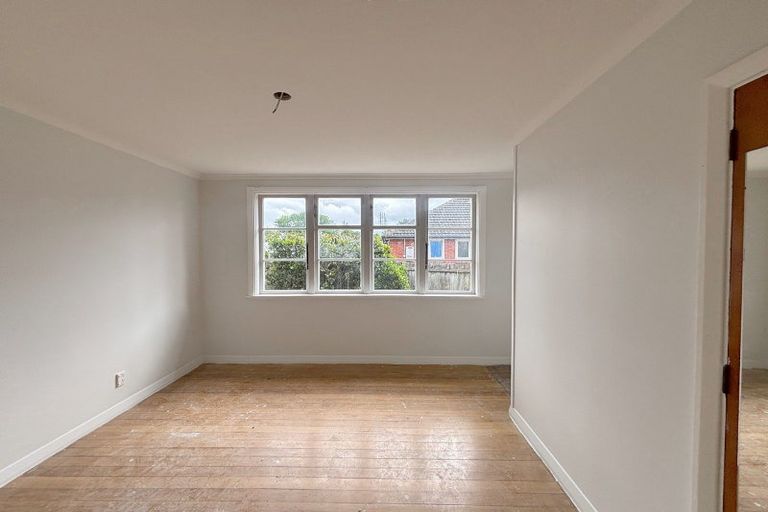 Photo of property in 24 Westcott Street, Dallington, Christchurch, 8061