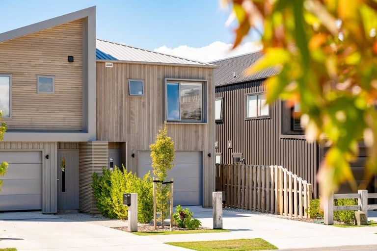 Photo of property in Northlake, 20 Glenavon Green, Wanaka, 9305