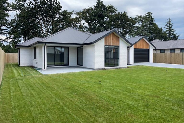 Photo of property in 5 Jag Way, Tinwald, Ashburton, 7700