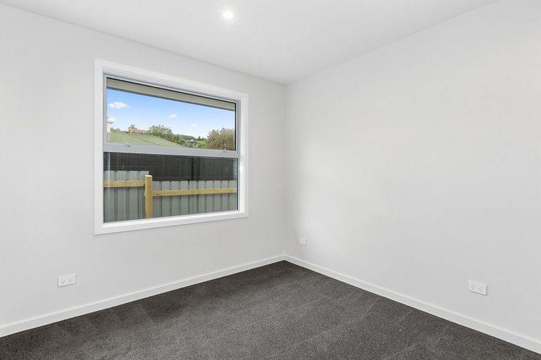 Photo of property in 2 Chatham Street, Waihola, Milton, 9073