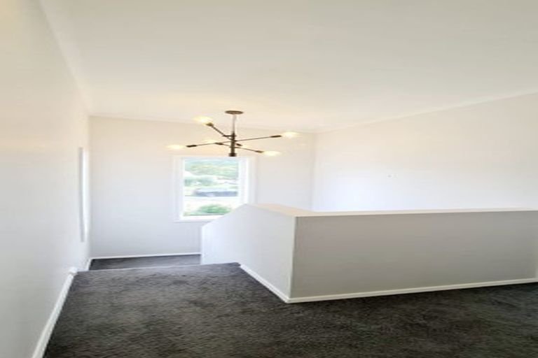 Property details for 6 Victoria Street, Ebdentown, Upper Hutt, 5018