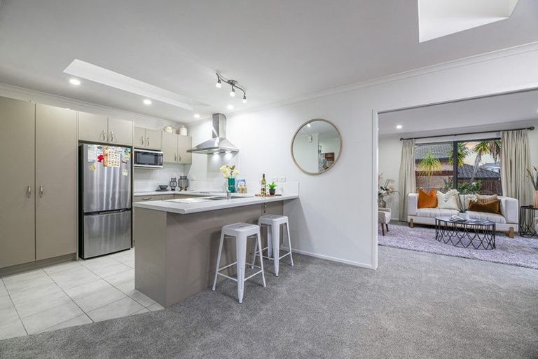 Photo of property in 62 Waitaki Street, Henderson, Auckland, 0612