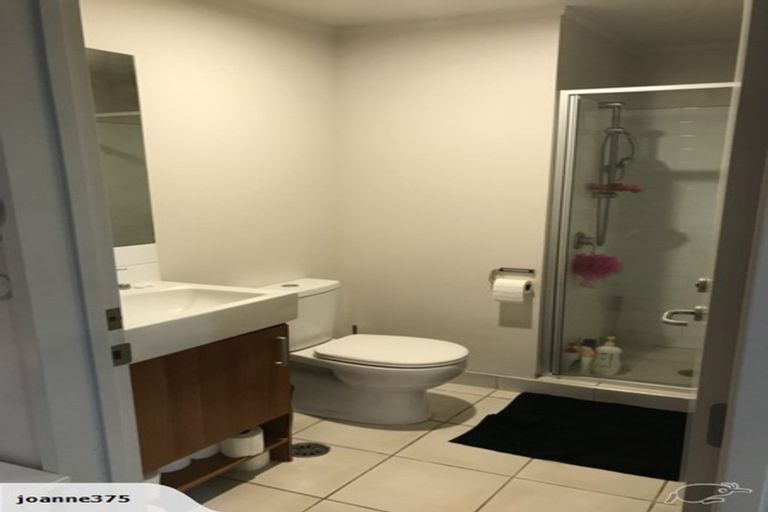 Photo of property in The Grand Apartments, 1d/4 Kell Drive, Albany, Auckland, 0632