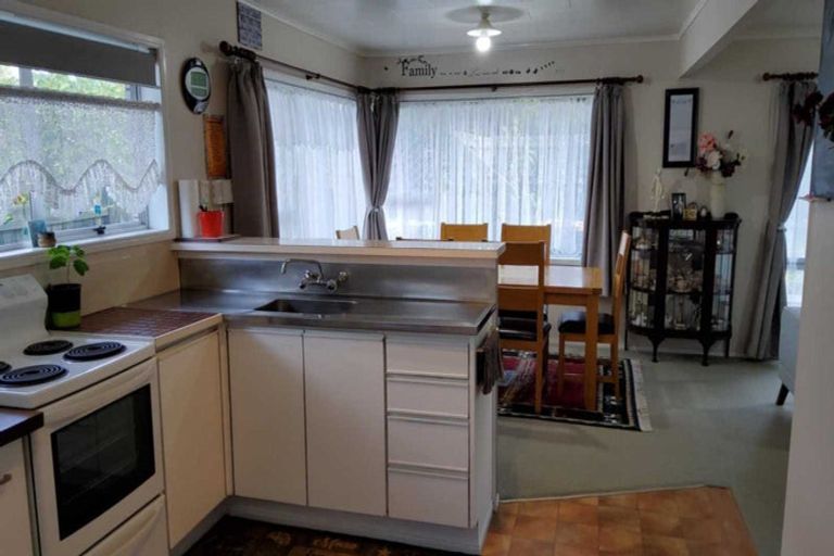 Photo of property in 24 Mckee Avenue, Fenton Park, Rotorua, 3010