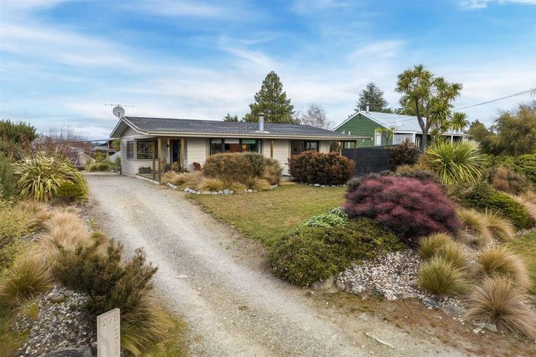 Photo of property in 275 Lakeview Terrace, Lake Hawea, Wanaka, 9382
