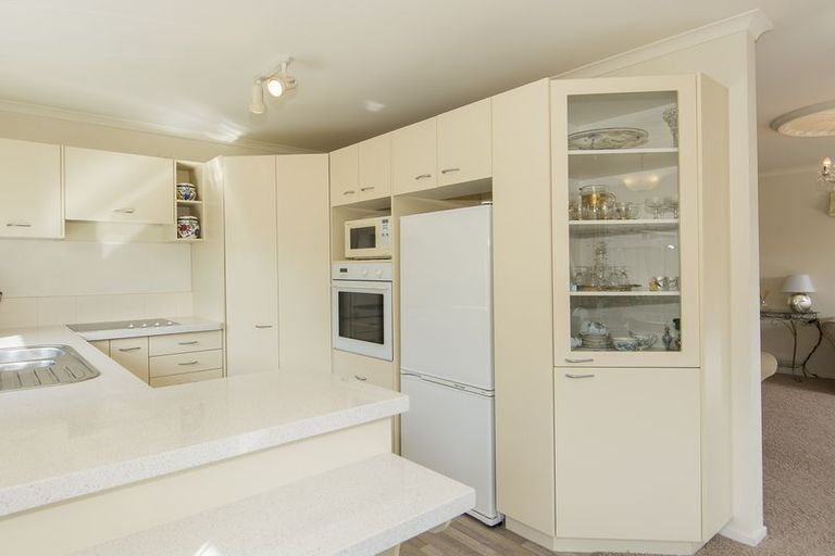 Photo of property in 37 Aaron Place, Brookfield, Tauranga, 3110