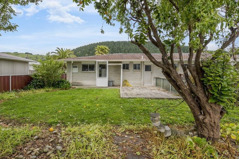 Photo of property in 3a Buckley Grove, Paraparaumu, 5032