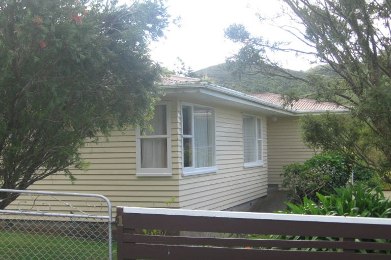 Photo of property in 1 Khouri Avenue, Karori, Wellington, 6012