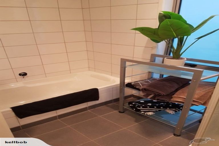 Photo of property in 7b Glenvar Road, Torbay, Auckland, 0630