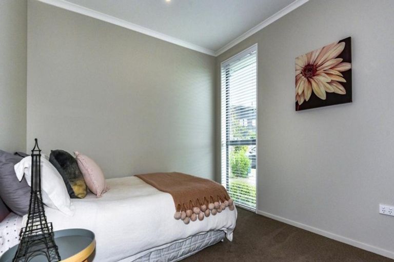 Photo of property in 26 George West Square West, Wigram, Christchurch, 8025