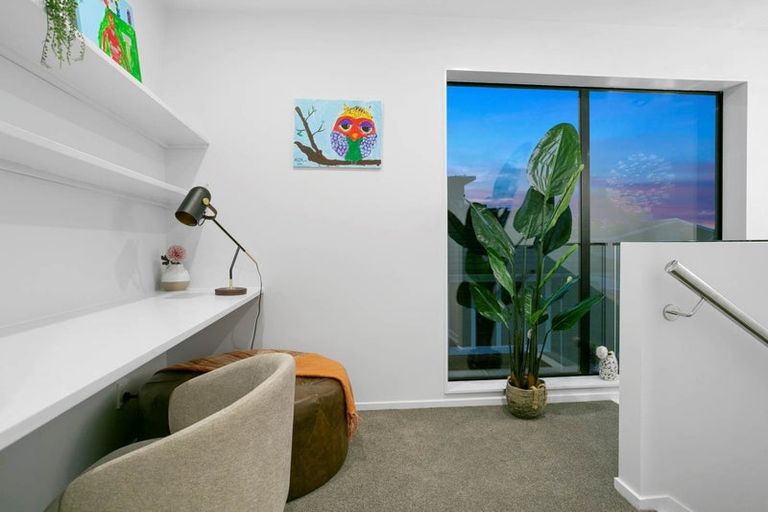 Photo of property in 40d Belmont Terrace, Milford, Auckland, 0620