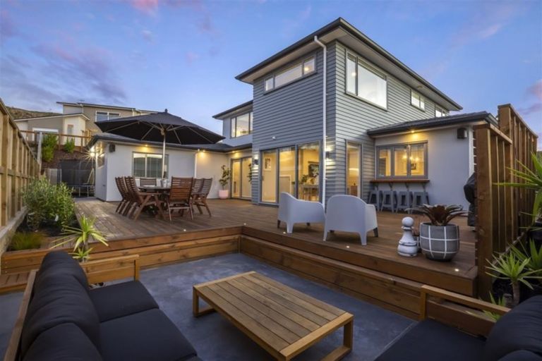 Photo of property in 29 Ken Douglas Drive, Aotea, Porirua, 5024