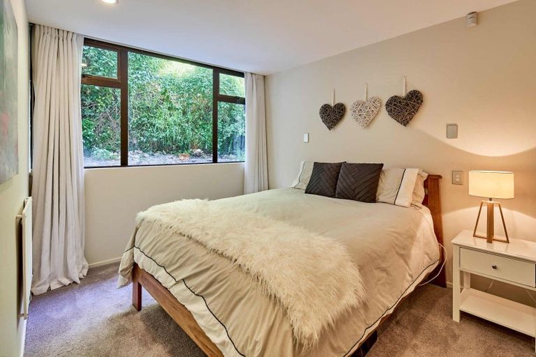 Photo of property in 1/326 Oriental Parade, Oriental Bay, Wellington, 6011