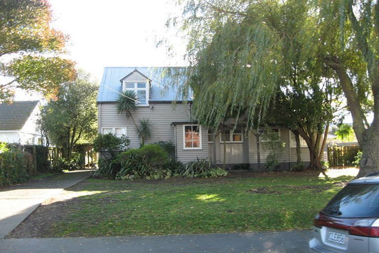 Photo of property in 41 Plynlimon Road, Fendalton, Christchurch, 8052