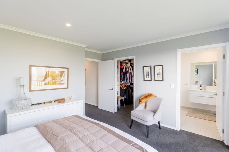 Photo of property in 15 Holmes Hanover Lane, Halswell, Christchurch, 8025