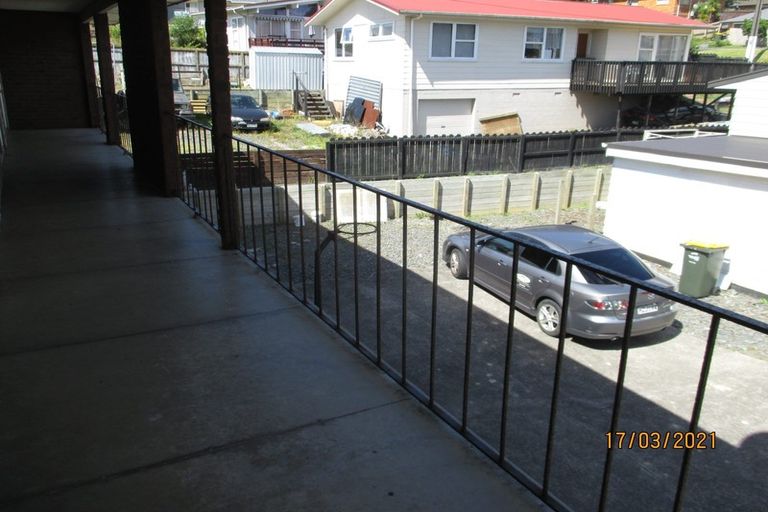 Photo of property in 236 Triangle Road, Massey, Auckland, 0614