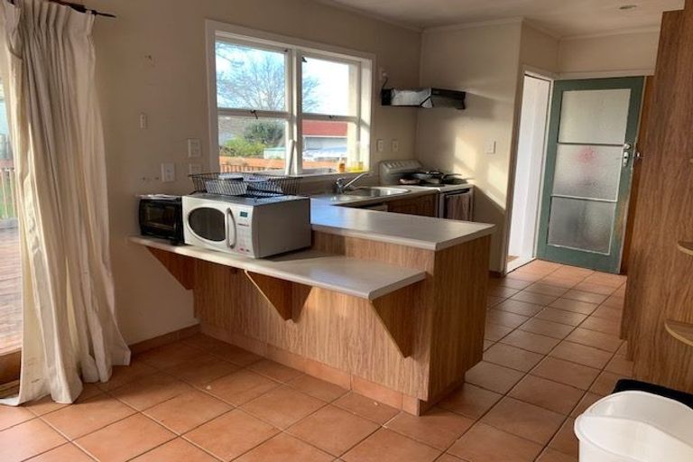 Photo of property in 5 Boys Place, Pakuranga Heights, Auckland, 2010