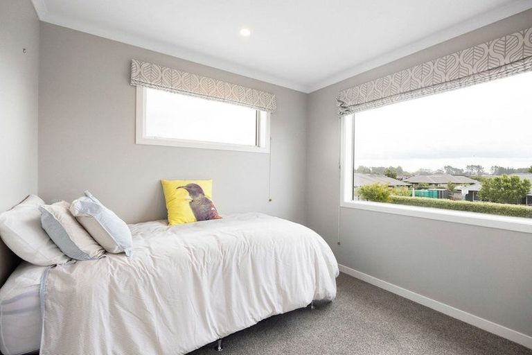 Photo of property in 46 Plescher Crescent, Leamington, Cambridge, 3432