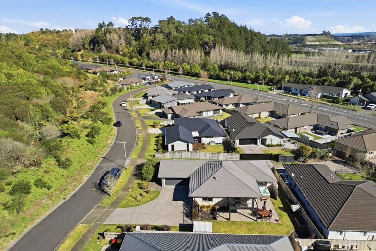 Photo of property in 10 Conniston Way, Pyes Pa, Tauranga, 3112