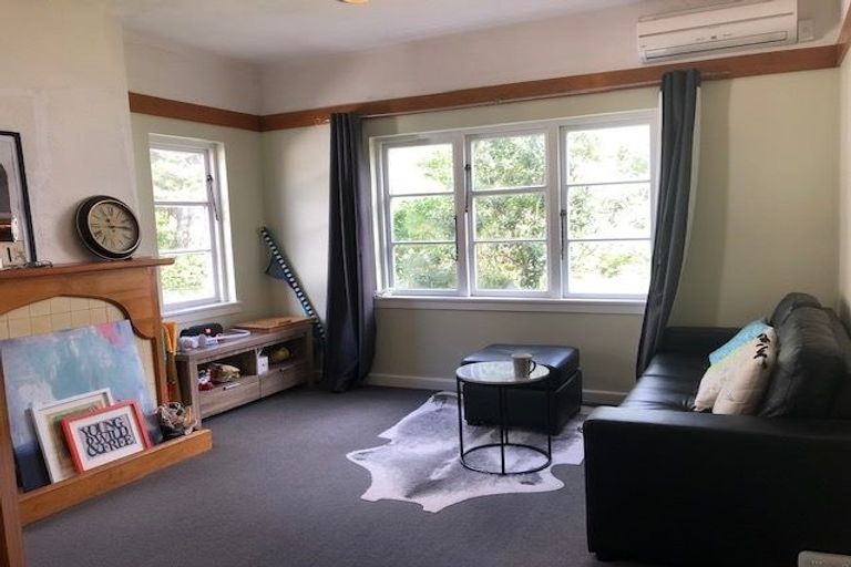 Photo of property in San Marino Apartments, 6/4 Oak Park Avenue, Te Aro, Wellington, 6011