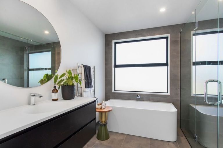 Photo of property in 11 Westmere Mews, West Melton, 7618