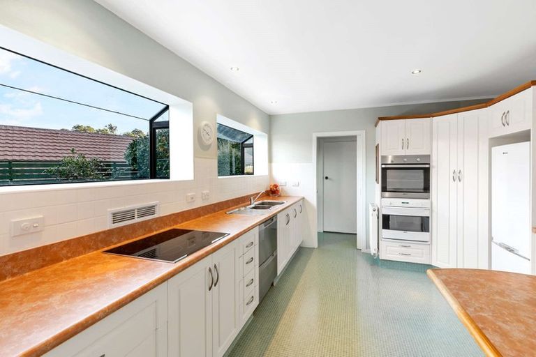 Photo of property in 27 Great North Road, Saint Johns Hill, Whanganui, 4501