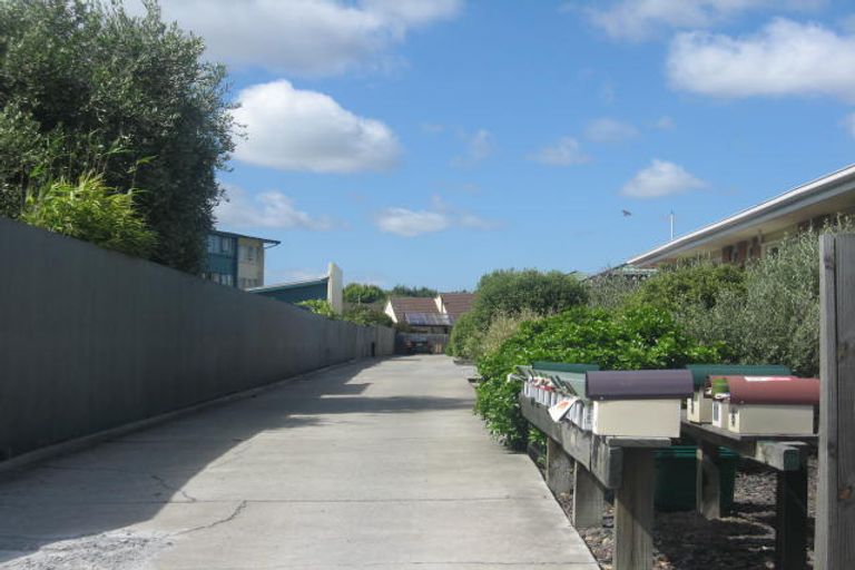 Photo of property in 287c Riccarton Road, Upper Riccarton, Christchurch, 8041