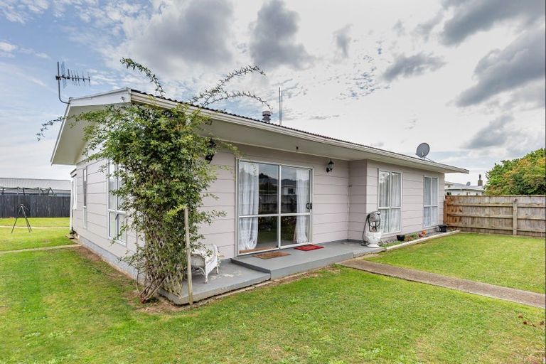 Photo of property in 7 Heather Street, Levin, 5510