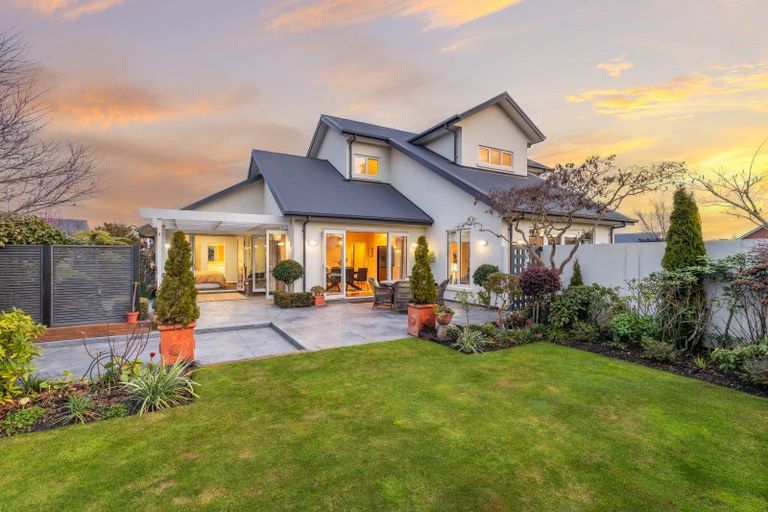 Photo of property in 17 Timberlands Terrace, Parklands, Christchurch, 8083