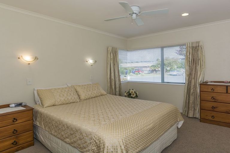 Photo of property in 37 Aaron Place, Brookfield, Tauranga, 3110