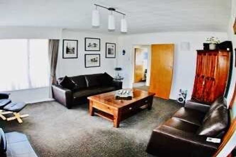 Photo of property in 1 Sefton Avenue, Highbury, Palmerston North, 4412