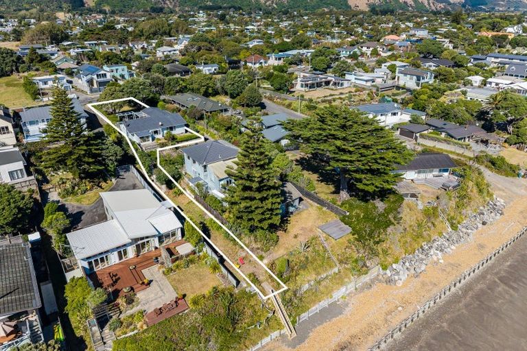 Photo of property in 217 Rosetta Road, Raumati South, Paraparaumu, 5032