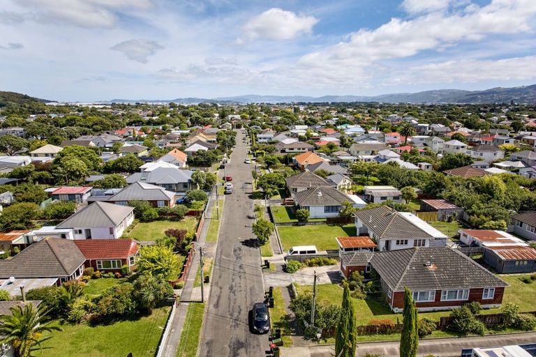 Photo of property in 33 Haig Street, Waterloo, Lower Hutt, 5011