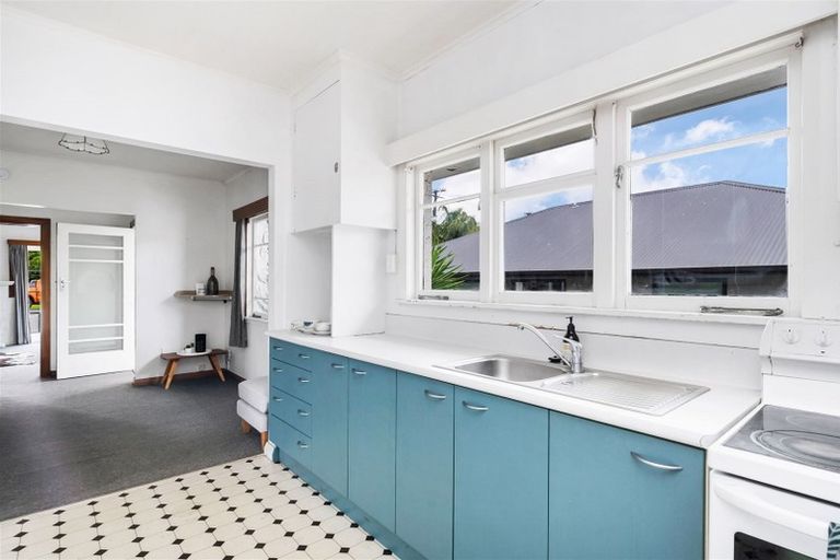 Photo of property in 23 Maunu Road, Avenues, Whangarei, 0110