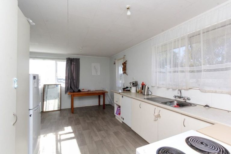 Photo of property in 61 Hume Street, Waitara, 4320