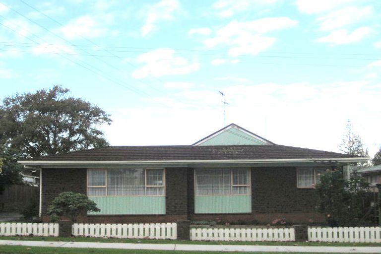 Photo of property in 2/44 Wallace Road, Papatoetoe, Auckland, 2025