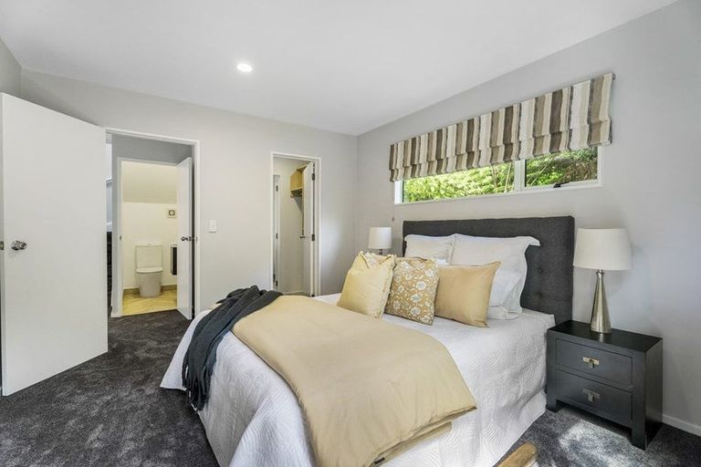 Photo of property in 2/185a Manuka Road, Bayview, Auckland, 0629