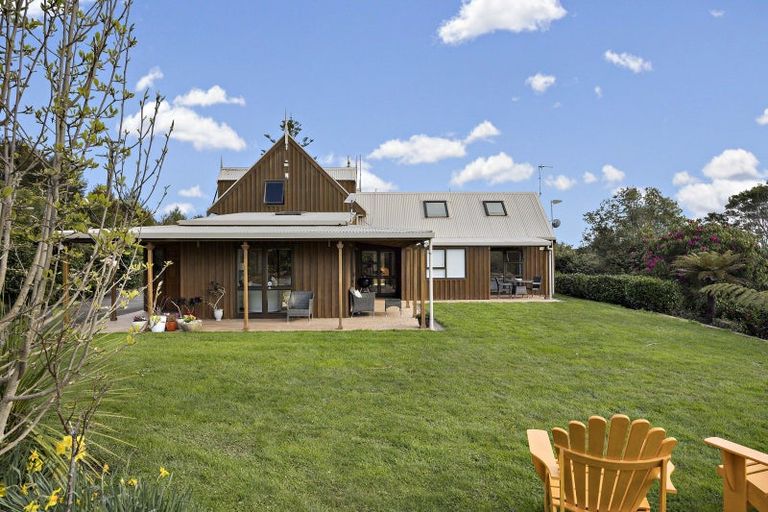 Photo of property in 47 Cherrington Road, Clevedon, Papakura, 2582