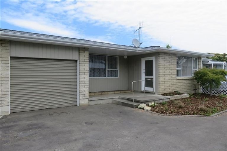 Photo of property in 2/7 Scannell Street, Havelock North, 4130