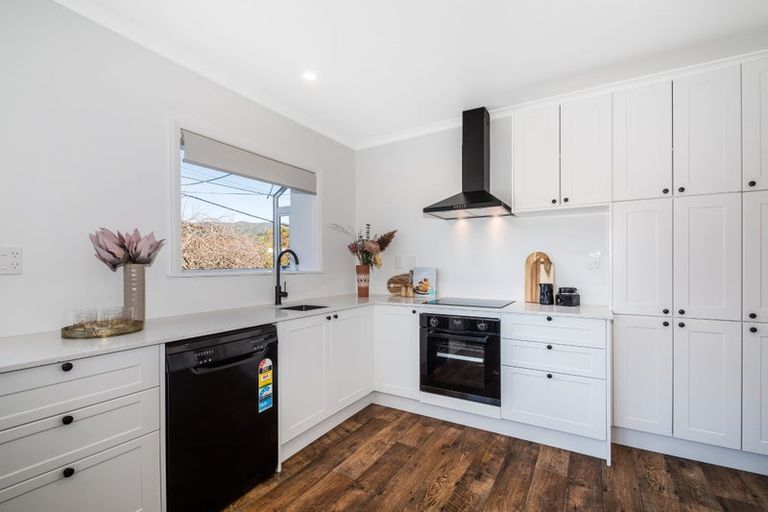 Photo of property in 4 Bledisloe Crescent, Wainuiomata, Lower Hutt, 5014