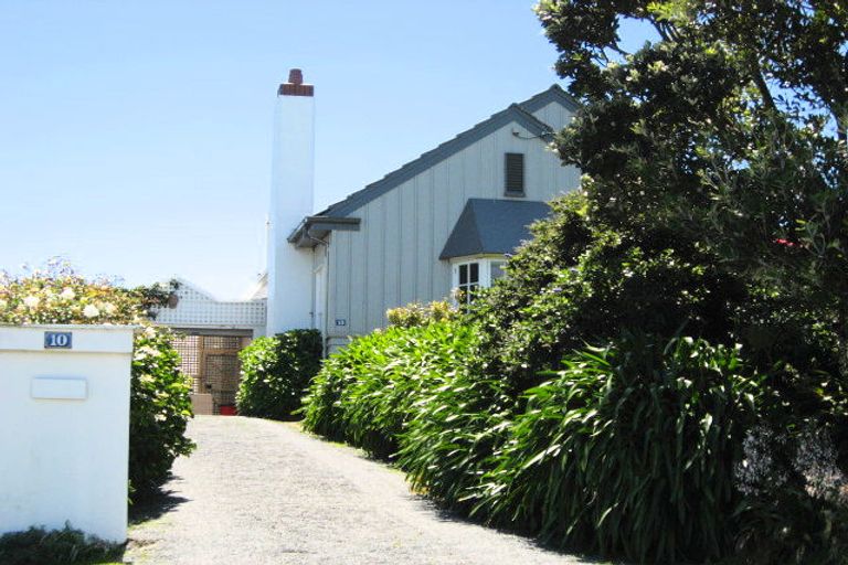 Photo of property in 10 Ravi Street, Khandallah, Wellington, 6035