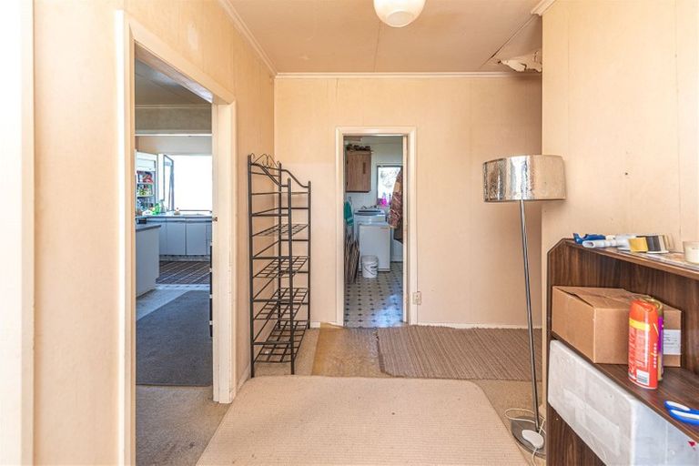 Photo of property in 19 Bignell Street, Gonville, Whanganui, 4501